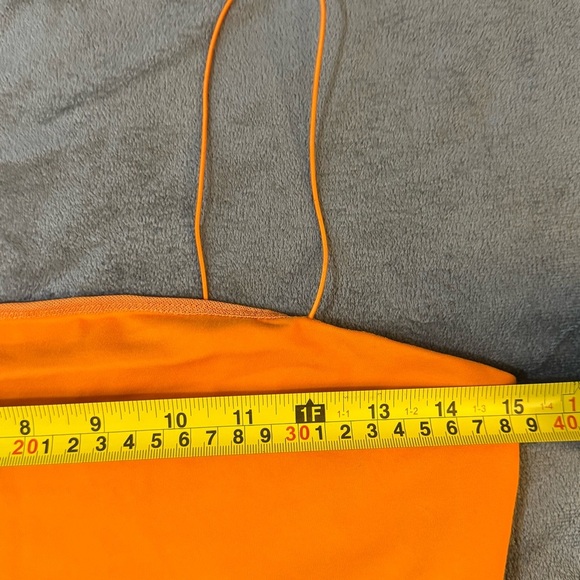 Dynamite Orange Crop Top

#1084 - Picture 2 of 6